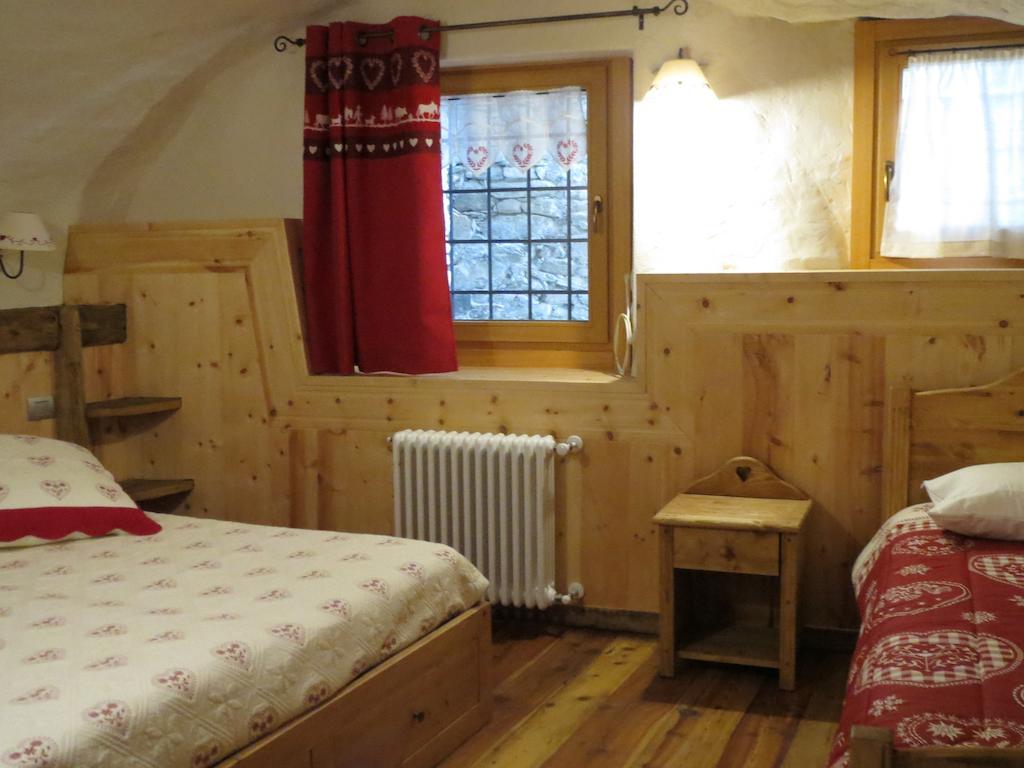 Maison Peroulaz Charvensod Zimmer foto